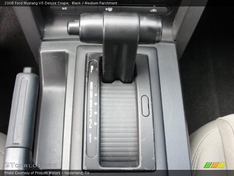 Black / Medium Parchment 2008 Ford Mustang V6 Deluxe Coupe
