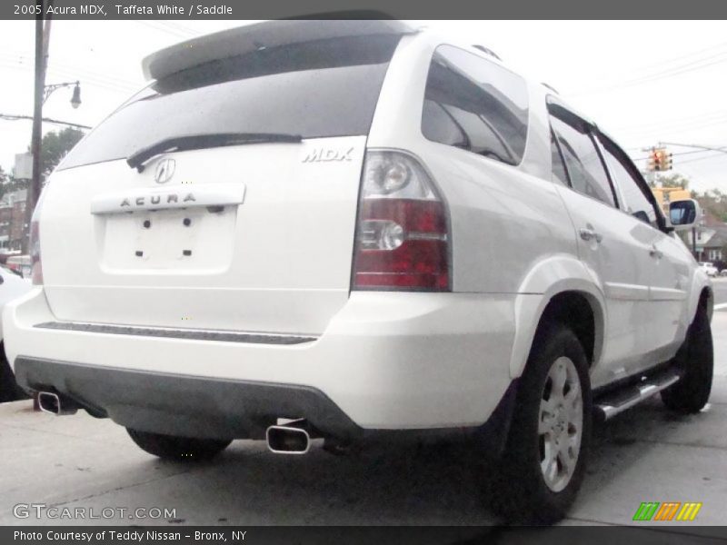 Taffeta White / Saddle 2005 Acura MDX