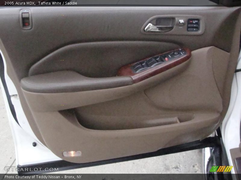 Taffeta White / Saddle 2005 Acura MDX