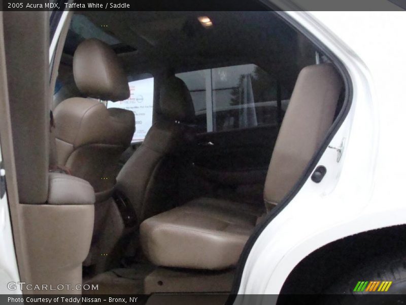 Taffeta White / Saddle 2005 Acura MDX
