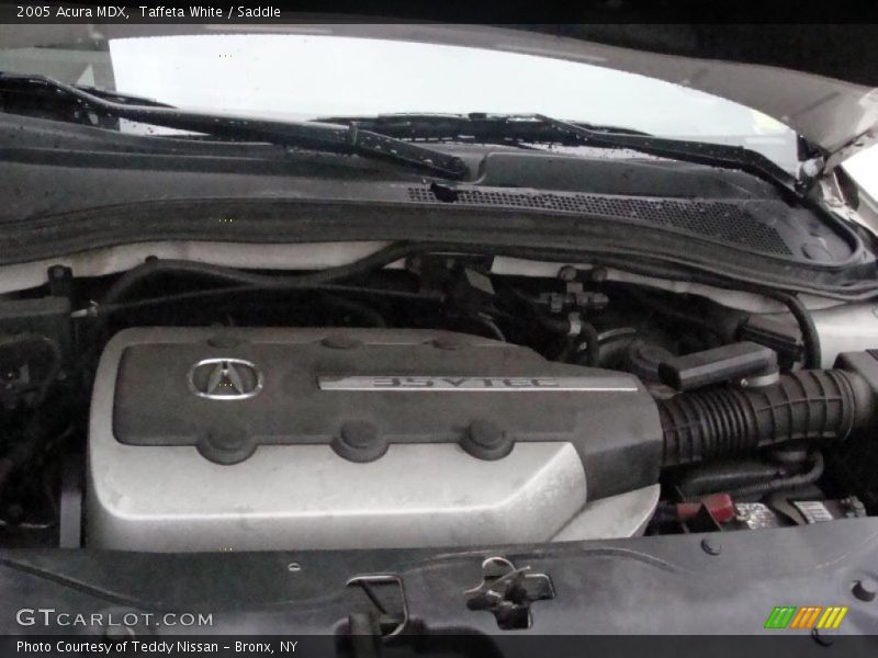 Taffeta White / Saddle 2005 Acura MDX