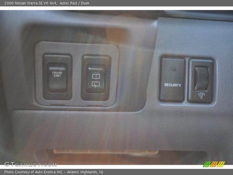 Aztec Red / Dusk 2000 Nissan Xterra SE V6 4x4