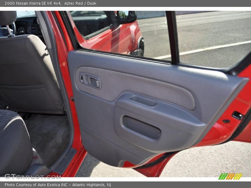 Aztec Red / Dusk 2000 Nissan Xterra SE V6 4x4