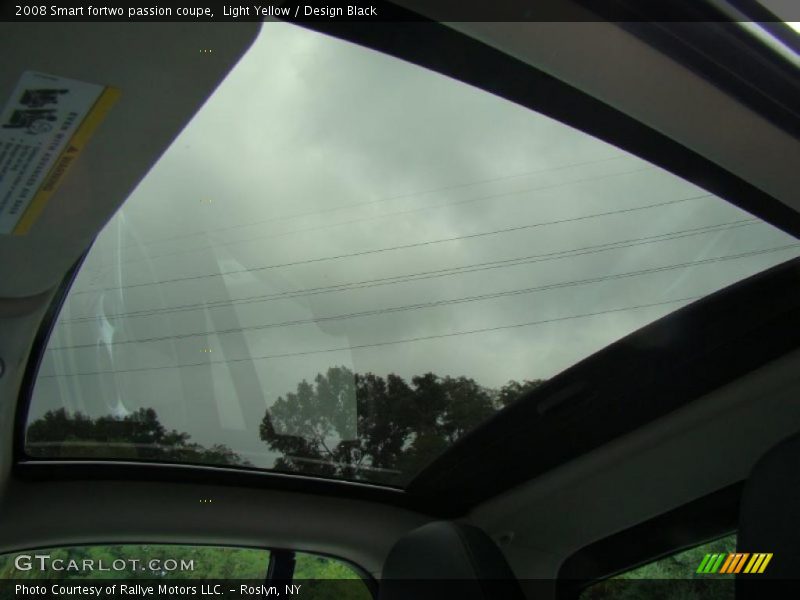 Light Yellow / Design Black 2008 Smart fortwo passion coupe