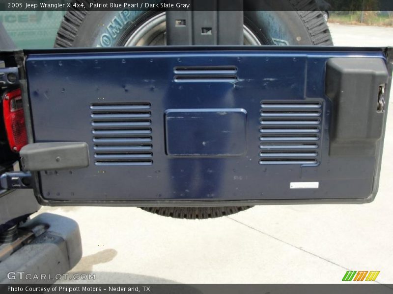 Patriot Blue Pearl / Dark Slate Gray 2005 Jeep Wrangler X 4x4