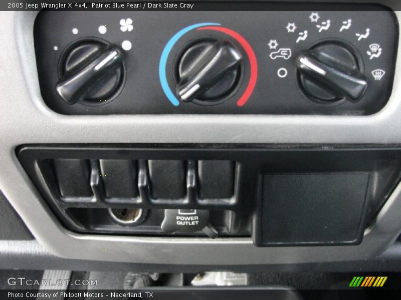 Patriot Blue Pearl / Dark Slate Gray 2005 Jeep Wrangler X 4x4