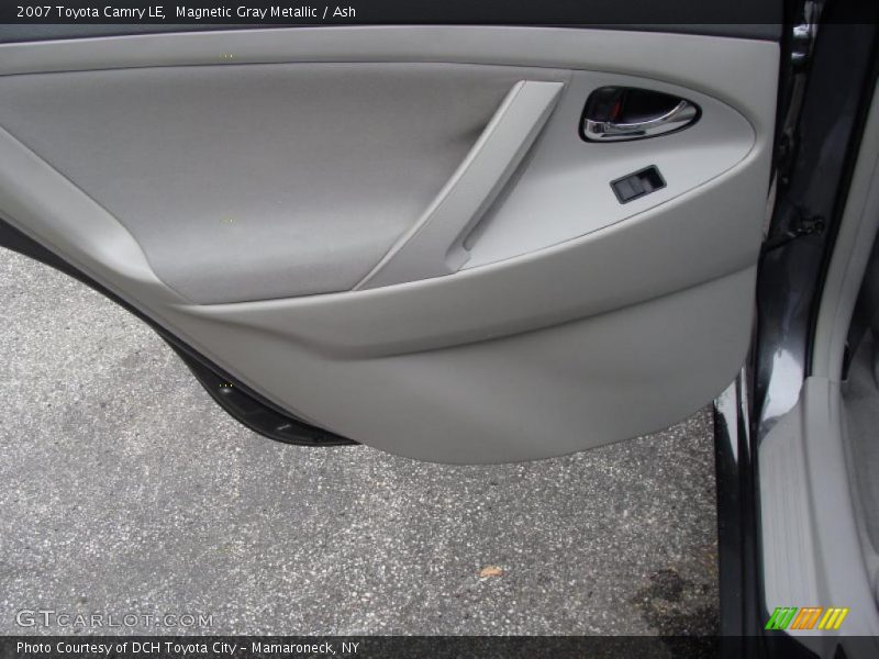 Magnetic Gray Metallic / Ash 2007 Toyota Camry LE
