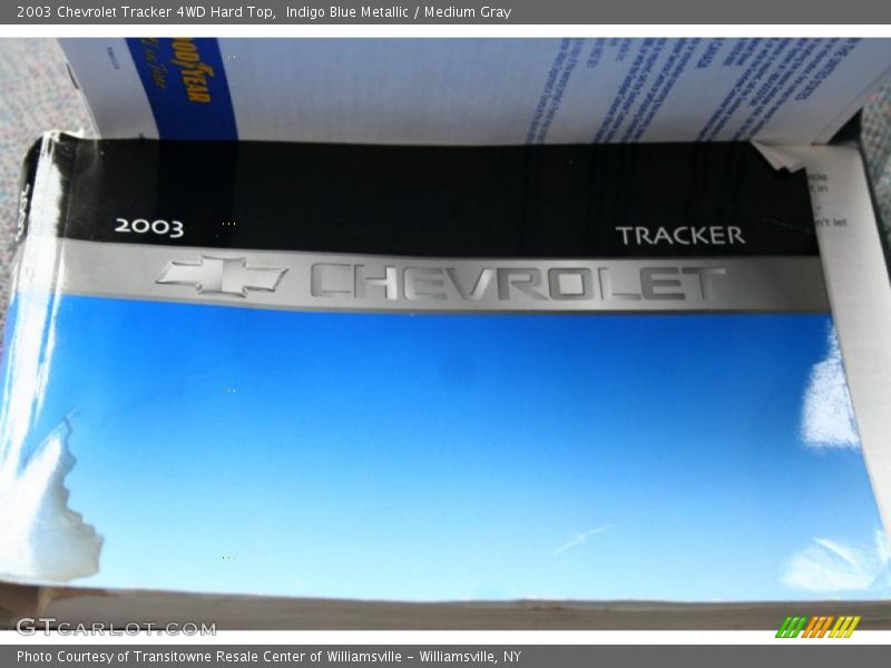 Indigo Blue Metallic / Medium Gray 2003 Chevrolet Tracker 4WD Hard Top