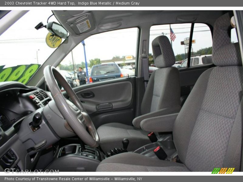 Indigo Blue Metallic / Medium Gray 2003 Chevrolet Tracker 4WD Hard Top