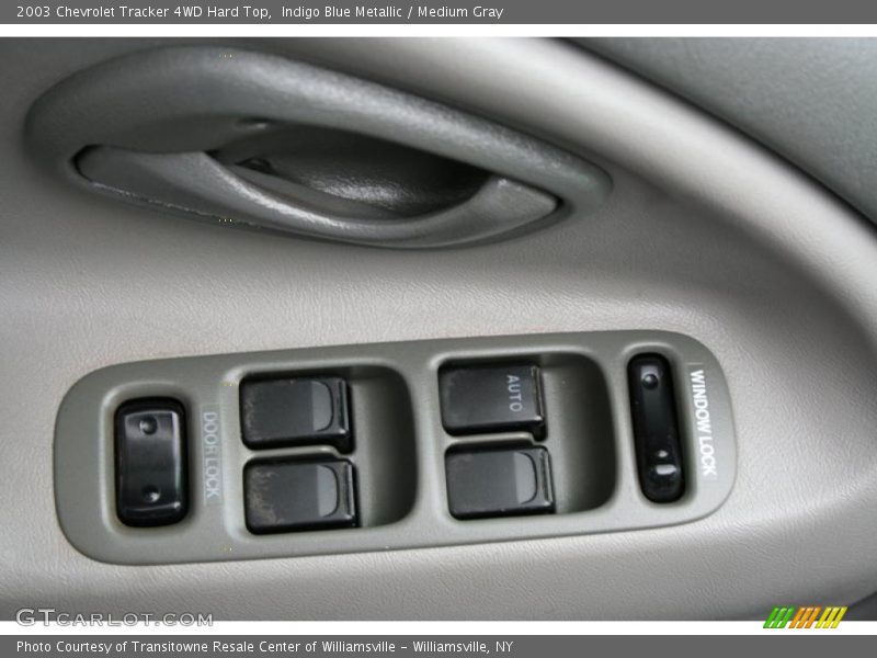 Indigo Blue Metallic / Medium Gray 2003 Chevrolet Tracker 4WD Hard Top