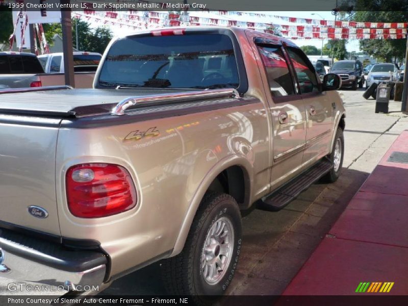 Dark Sapphire Metallic / Medium Gray 1999 Chevrolet Venture LS