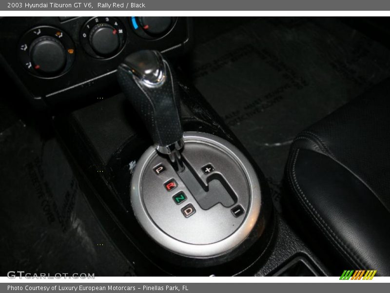 Rally Red / Black 2003 Hyundai Tiburon GT V6