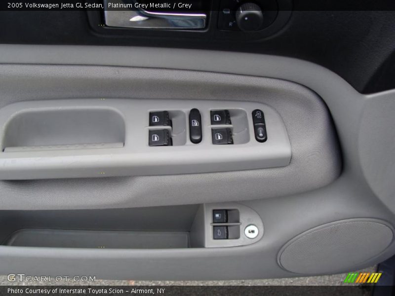 Platinum Grey Metallic / Grey 2005 Volkswagen Jetta GL Sedan