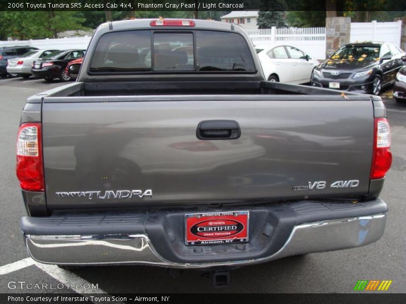 Phantom Gray Pearl / Light Charcoal 2006 Toyota Tundra SR5 Access Cab 4x4