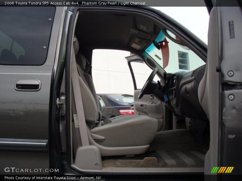 Phantom Gray Pearl / Light Charcoal 2006 Toyota Tundra SR5 Access Cab 4x4