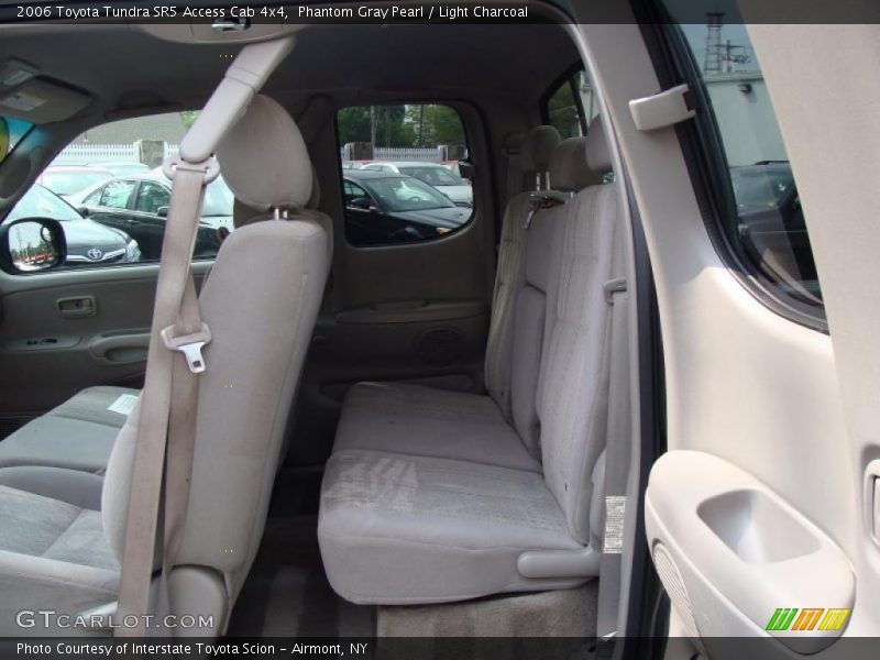 Phantom Gray Pearl / Light Charcoal 2006 Toyota Tundra SR5 Access Cab 4x4