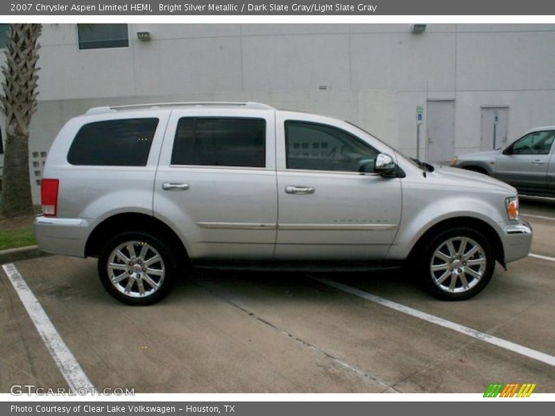 Bright Silver Metallic / Dark Slate Gray/Light Slate Gray 2007 Chrysler Aspen Limited HEMI