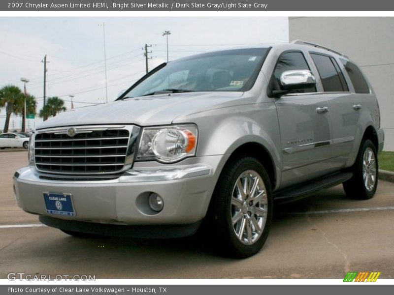 Bright Silver Metallic / Dark Slate Gray/Light Slate Gray 2007 Chrysler Aspen Limited HEMI