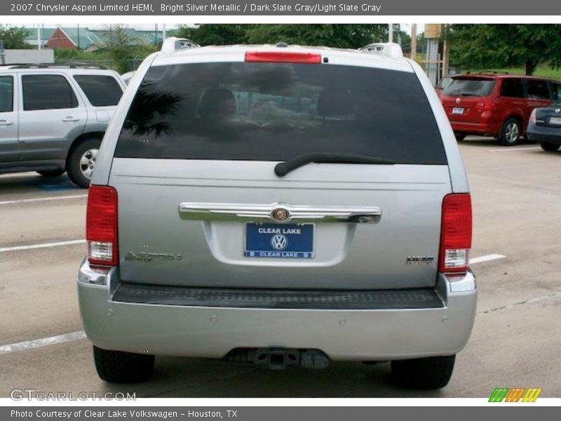 Bright Silver Metallic / Dark Slate Gray/Light Slate Gray 2007 Chrysler Aspen Limited HEMI