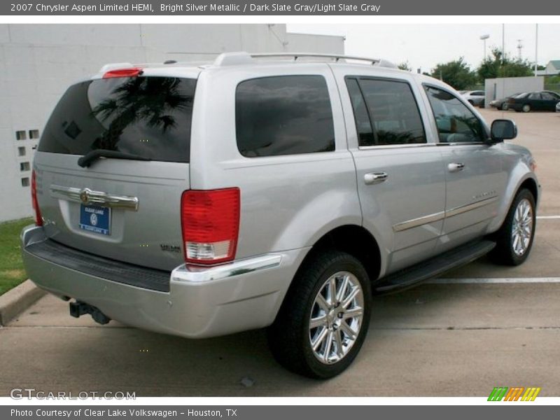Bright Silver Metallic / Dark Slate Gray/Light Slate Gray 2007 Chrysler Aspen Limited HEMI