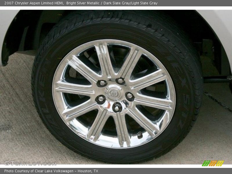 Bright Silver Metallic / Dark Slate Gray/Light Slate Gray 2007 Chrysler Aspen Limited HEMI