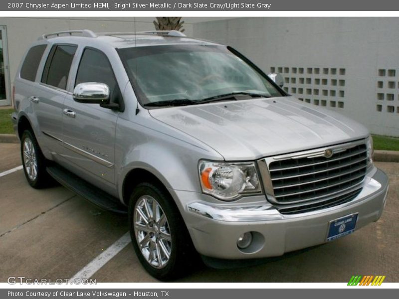 Bright Silver Metallic / Dark Slate Gray/Light Slate Gray 2007 Chrysler Aspen Limited HEMI