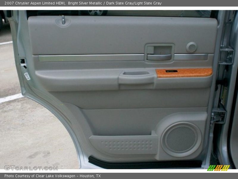 Bright Silver Metallic / Dark Slate Gray/Light Slate Gray 2007 Chrysler Aspen Limited HEMI