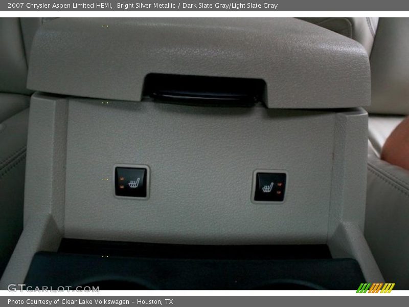 Bright Silver Metallic / Dark Slate Gray/Light Slate Gray 2007 Chrysler Aspen Limited HEMI