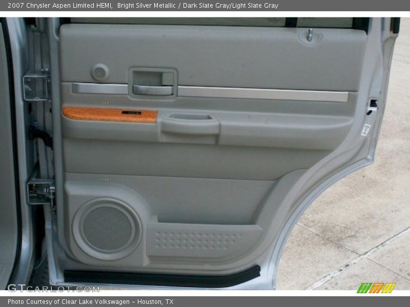 Bright Silver Metallic / Dark Slate Gray/Light Slate Gray 2007 Chrysler Aspen Limited HEMI