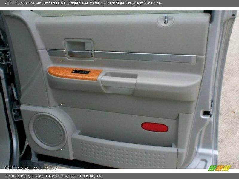 Bright Silver Metallic / Dark Slate Gray/Light Slate Gray 2007 Chrysler Aspen Limited HEMI