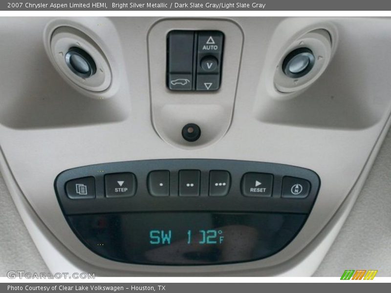 Bright Silver Metallic / Dark Slate Gray/Light Slate Gray 2007 Chrysler Aspen Limited HEMI