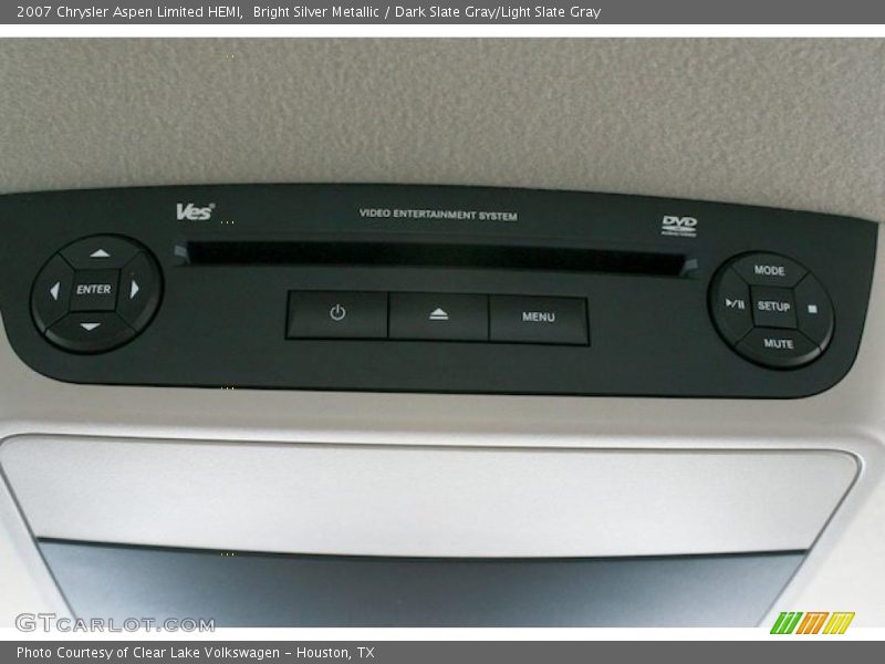 Bright Silver Metallic / Dark Slate Gray/Light Slate Gray 2007 Chrysler Aspen Limited HEMI