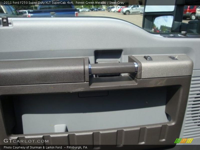 Forest Green Metallic / Steel Gray 2011 Ford F250 Super Duty XLT SuperCab 4x4