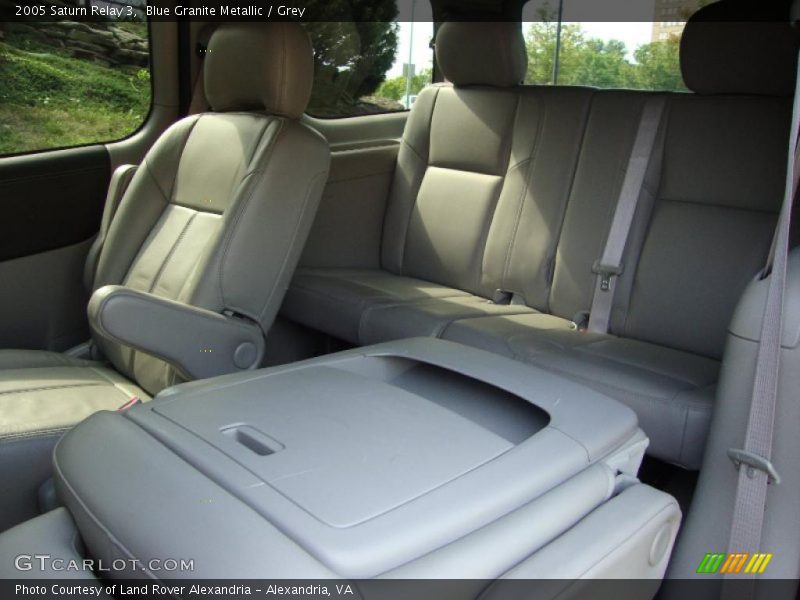 Blue Granite Metallic / Grey 2005 Saturn Relay 3