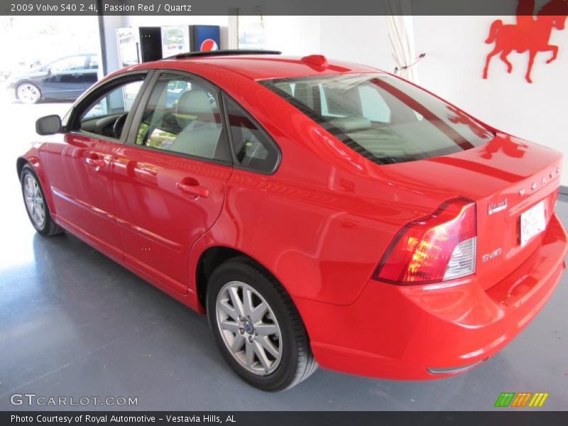 Passion Red / Quartz 2009 Volvo S40 2.4i