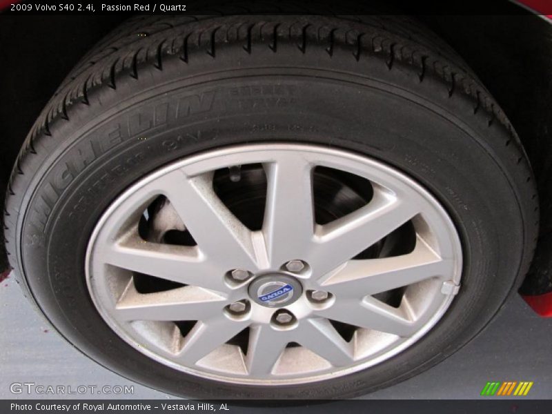 Passion Red / Quartz 2009 Volvo S40 2.4i