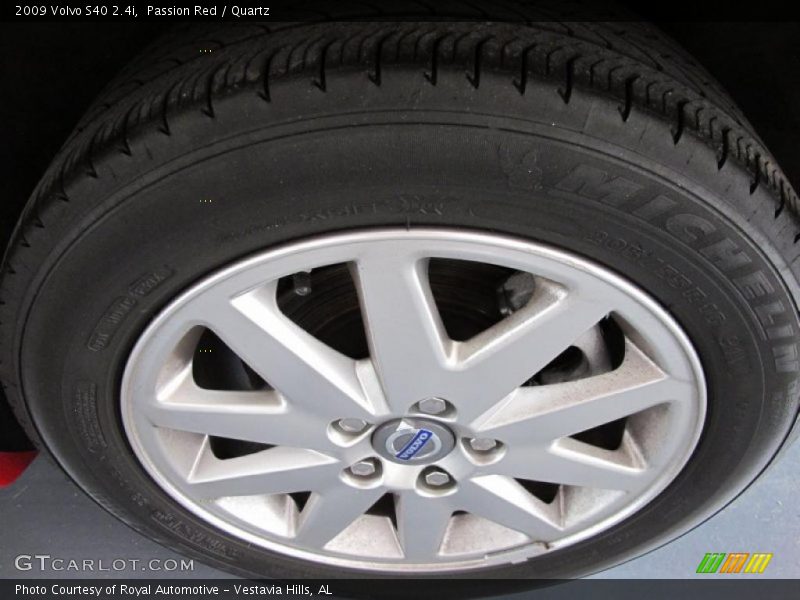 Passion Red / Quartz 2009 Volvo S40 2.4i