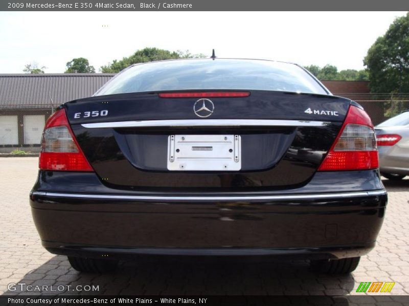 Black / Cashmere 2009 Mercedes-Benz E 350 4Matic Sedan