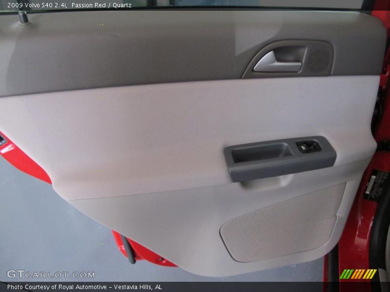 Passion Red / Quartz 2009 Volvo S40 2.4i