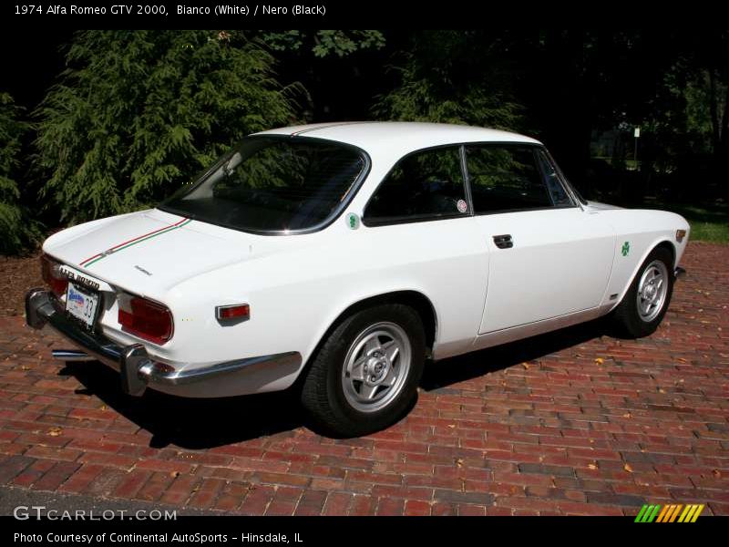 Bianco (White) / Nero (Black) 1974 Alfa Romeo GTV 2000