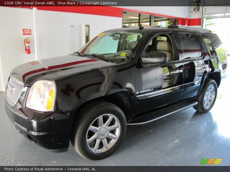 Onyx Black / Cocoa/Light Cashmere 2008 GMC Yukon Denali AWD