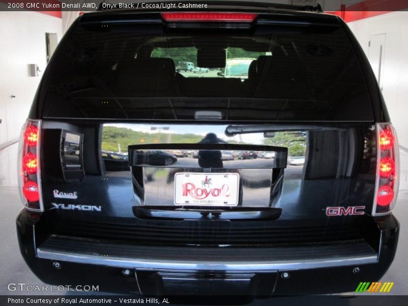 Onyx Black / Cocoa/Light Cashmere 2008 GMC Yukon Denali AWD