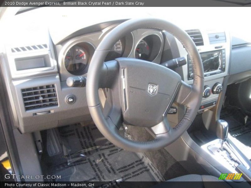 Brilliant Black Crystal Pearl / Dark Slate Gray 2010 Dodge Avenger Express