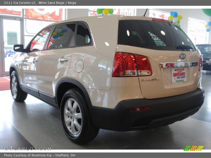 White Sand Beige / Beige 2011 Kia Sorento LX