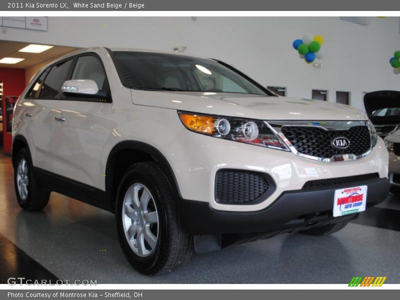 White Sand Beige / Beige 2011 Kia Sorento LX