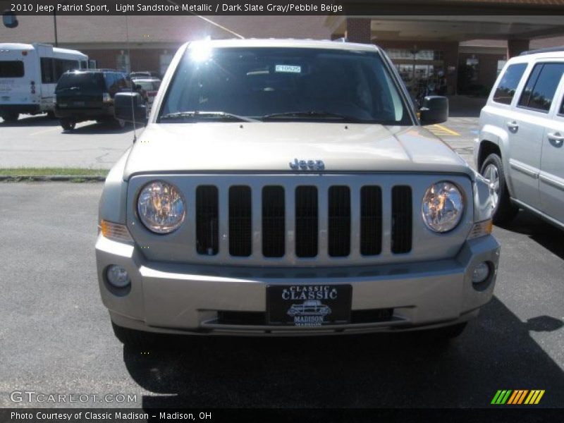 Light Sandstone Metallic / Dark Slate Gray/Pebble Beige 2010 Jeep Patriot Sport