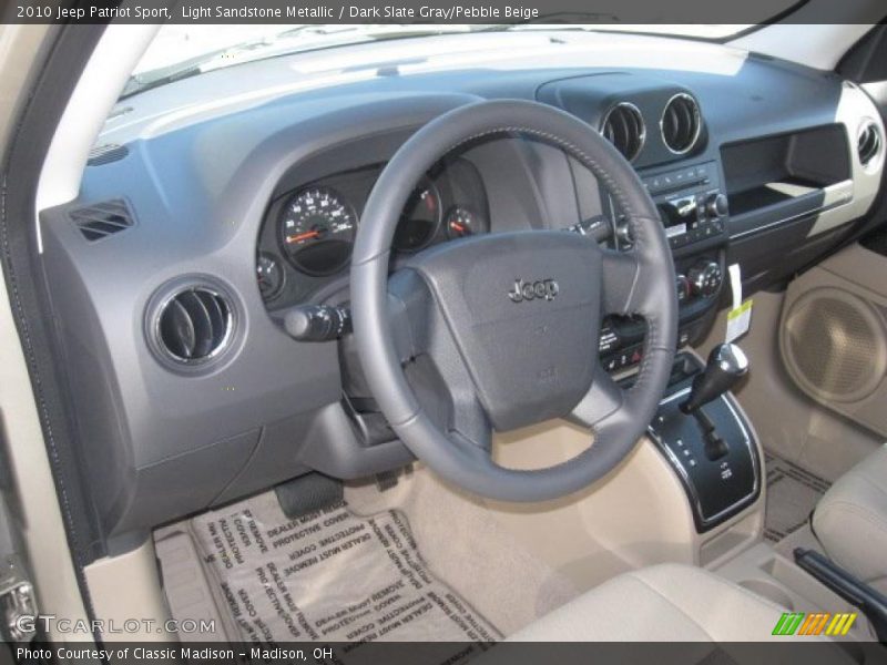 Light Sandstone Metallic / Dark Slate Gray/Pebble Beige 2010 Jeep Patriot Sport