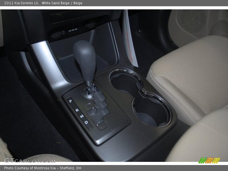 White Sand Beige / Beige 2011 Kia Sorento LX