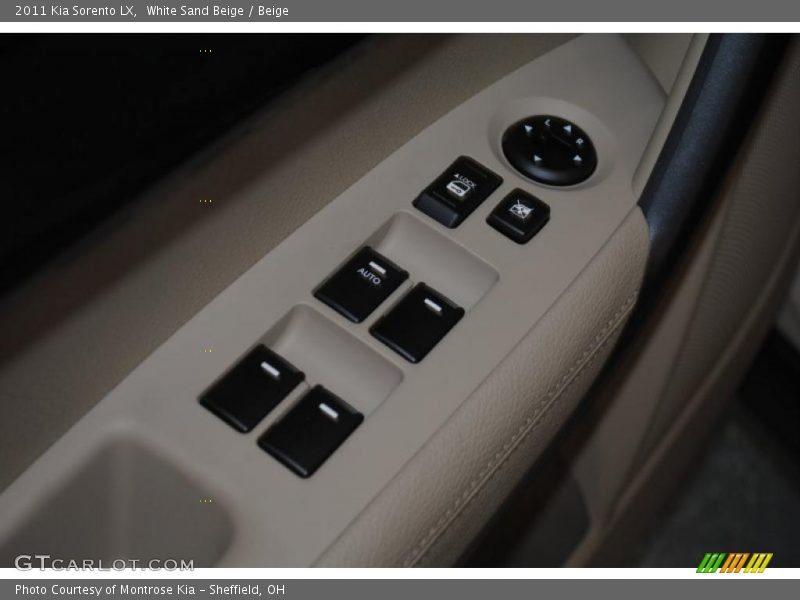 White Sand Beige / Beige 2011 Kia Sorento LX