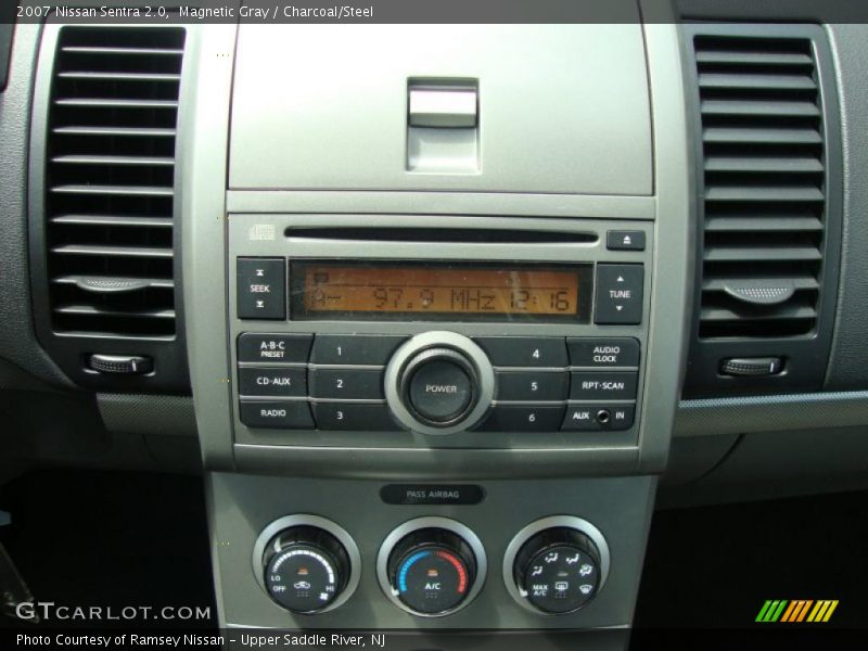 Magnetic Gray / Charcoal/Steel 2007 Nissan Sentra 2.0